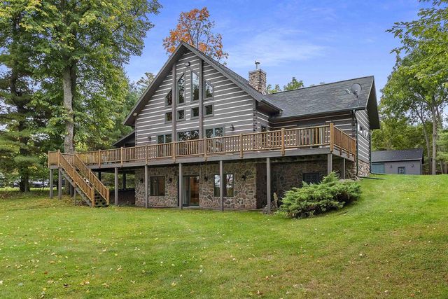 N8234 OAK LANE, Crivitz, WI 54114