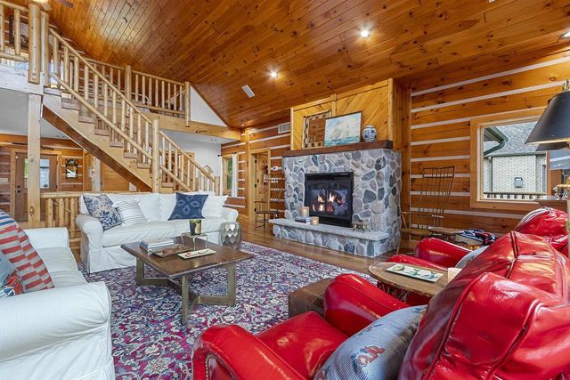 N8234 OAK LANE, Crivitz, WI 54114