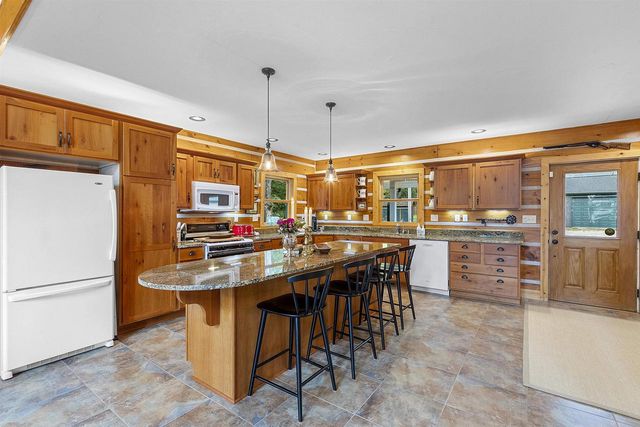 N8234 OAK LANE, Crivitz, WI 54114