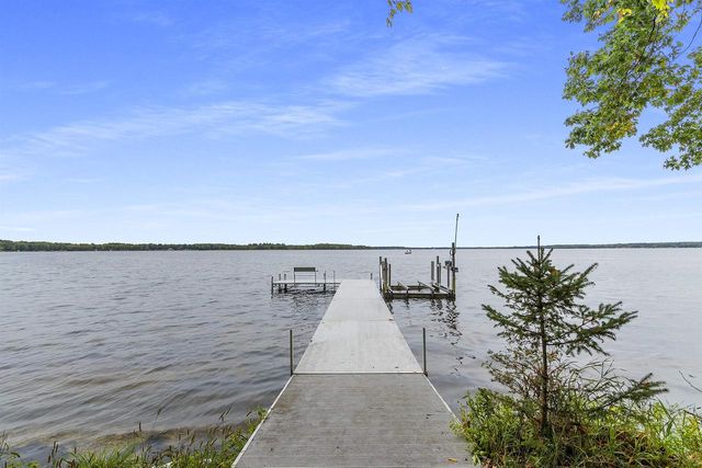 N8234 OAK LANE, Crivitz, WI 54114