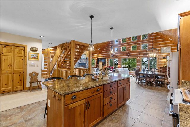 N8234 OAK LANE, Crivitz, WI 54114