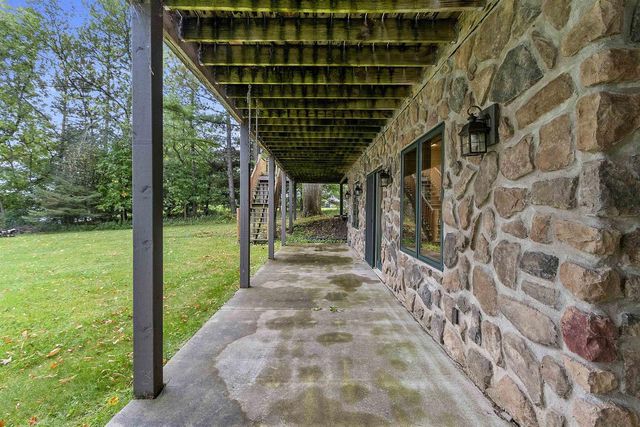 N8234 OAK LANE, Crivitz, WI 54114