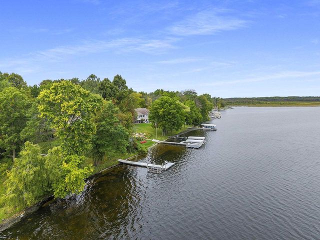 N8234 OAK LANE, Crivitz, WI 54114