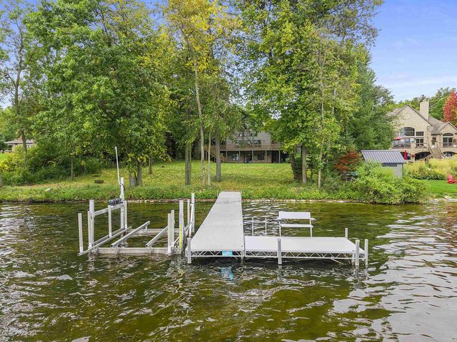 N8234 OAK LANE, Crivitz, WI 54114