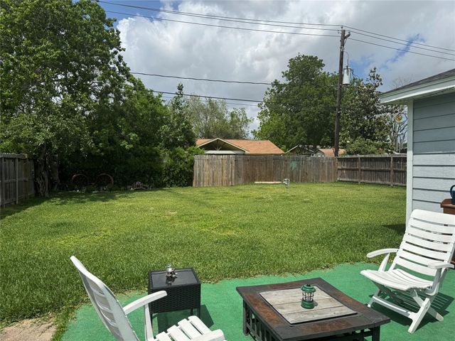 3319 Suiter Way, Pasadena, TX 77503