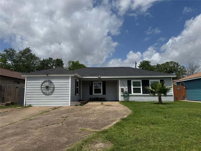 3319 Suiter Way, Pasadena, TX 77503