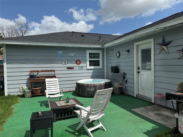 3319 Suiter Way, Pasadena, TX 77503