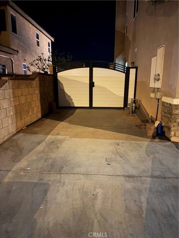 43407 Hampton, Lancaster, CA 93536