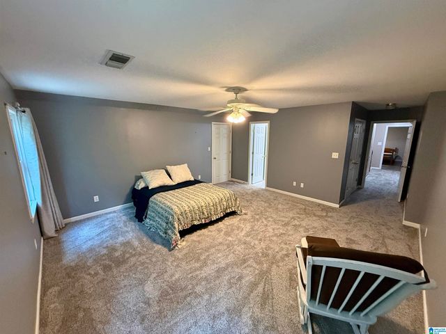 300 TWELVE OAKS CIRCLE, Chelsea, AL 35043