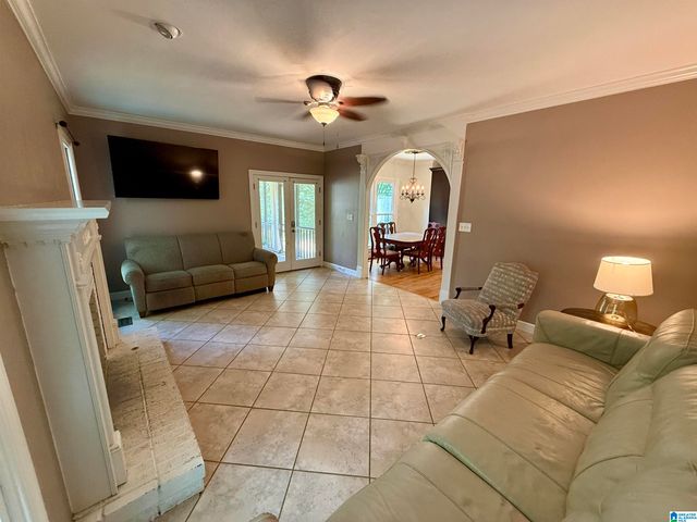 300 TWELVE OAKS CIRCLE, Chelsea, AL 35043