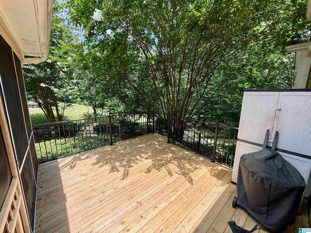 300 TWELVE OAKS CIRCLE, Chelsea, AL 35043