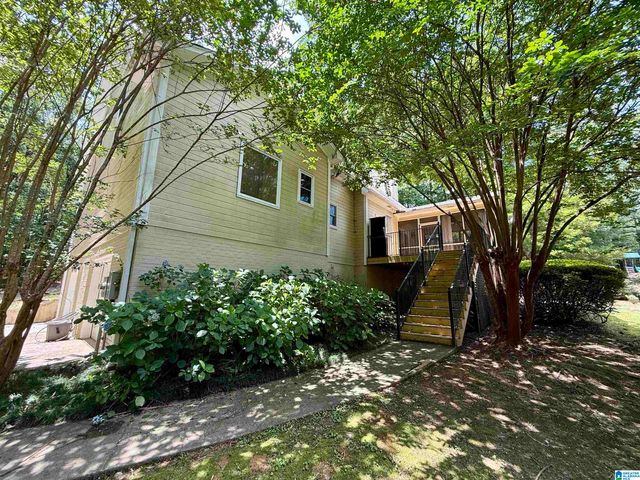 300 TWELVE OAKS CIRCLE, Chelsea, AL 35043