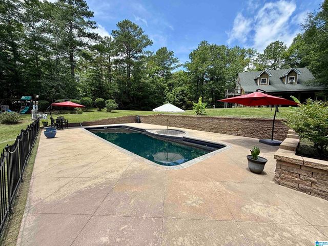 300 TWELVE OAKS CIRCLE, Chelsea, AL 35043
