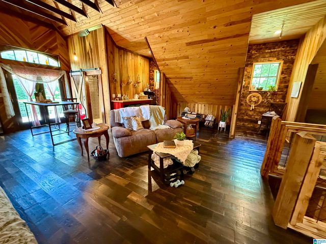 300 TWELVE OAKS CIRCLE, Chelsea, AL 35043