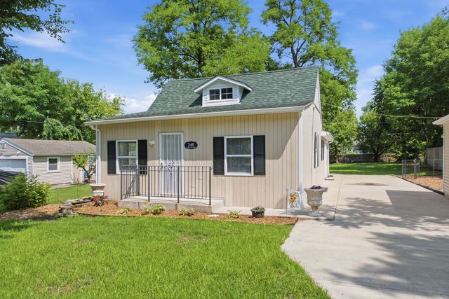 248 W Naperville Road, Westmont, IL 60559