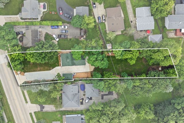 248 W Naperville Road, Westmont, IL 60559