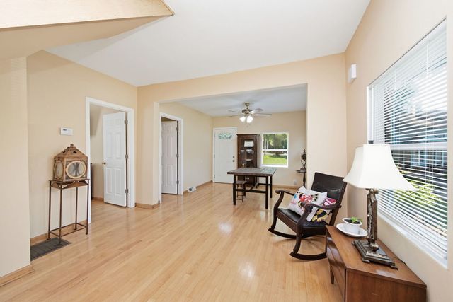 248 W Naperville Road, Westmont, IL 60559
