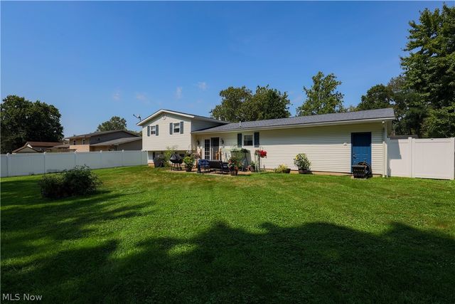3425 Roanoke Street NW, Massillon, OH 44646