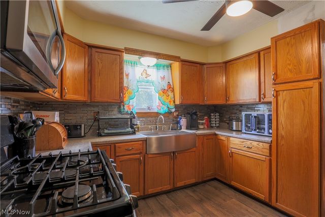 3425 Roanoke Street NW, Massillon, OH 44646