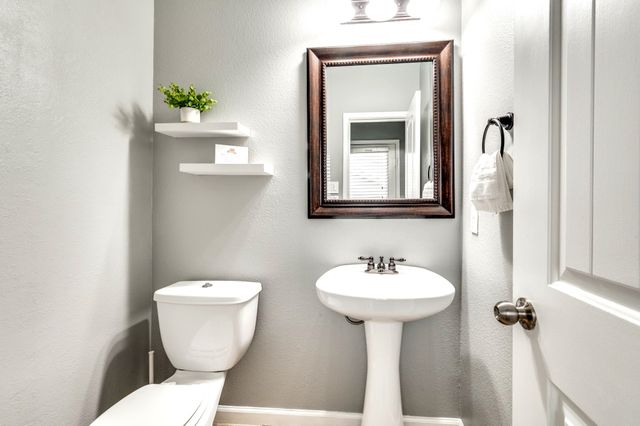 8912 Sundance Trail, Cross Roads, TX 76227