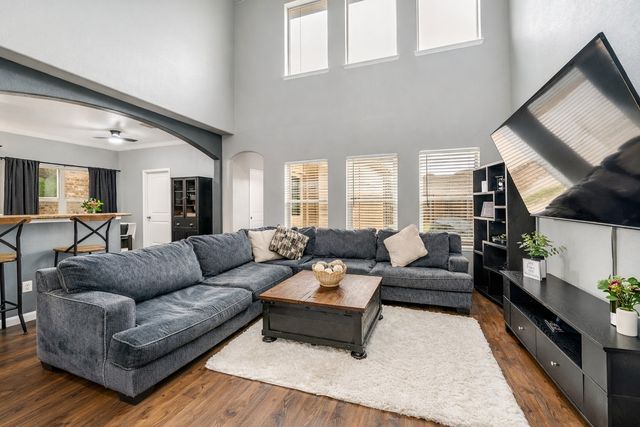 8912 Sundance Trail, Cross Roads, TX 76227