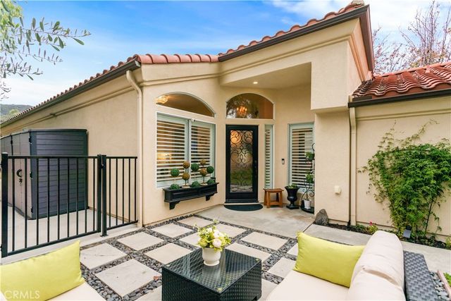 37865 Bear View Circle, Murrieta, CA 92562