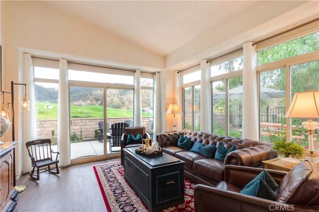 37865 Bear View Circle, Murrieta, CA 92562