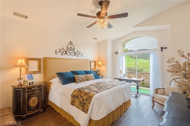 37865 Bear View Circle, Murrieta, CA 92562