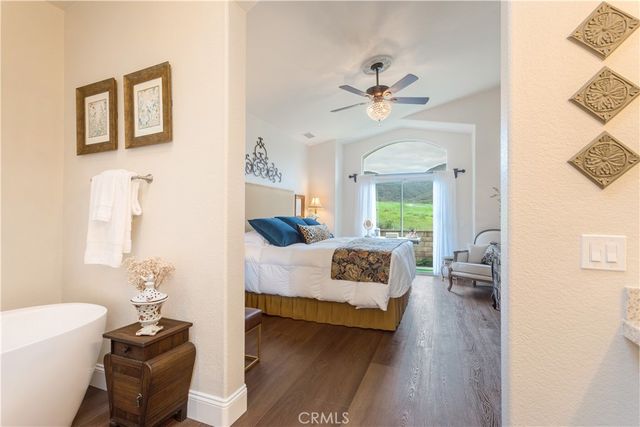 37865 Bear View Circle, Murrieta, CA 92562