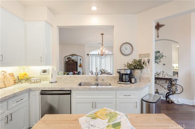 37865 Bear View Circle, Murrieta, CA 92562