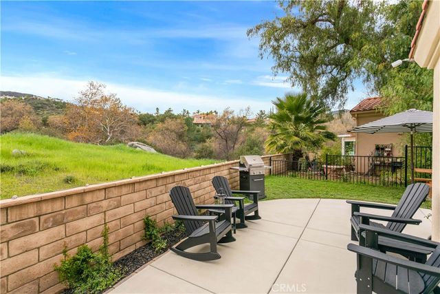 37865 Bear View Circle, Murrieta, CA 92562