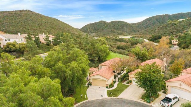 37865 Bear View Circle, Murrieta, CA 92562