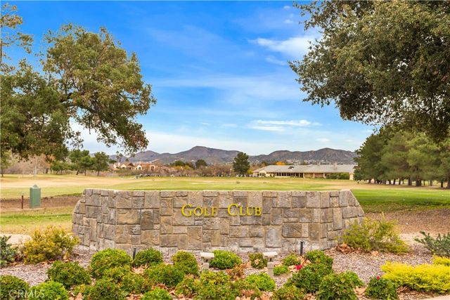 37865 Bear View Circle, Murrieta, CA 92562