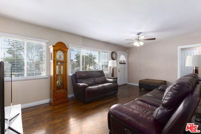 823 Erica Street, Escondido, CA 92027