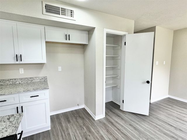 3913 Wrenwood Drive, Fort Worth, TX 76137
