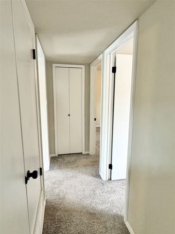 3913 Wrenwood Drive, Fort Worth, TX 76137