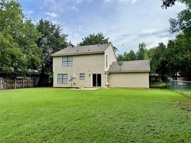 3913 Wrenwood Drive, Fort Worth, TX 76137