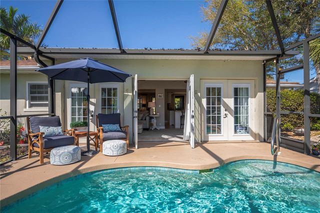 809 NOKOMIS AVENUE S, Venice, FL 34285