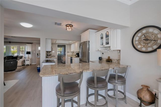 809 NOKOMIS AVENUE S, Venice, FL 34285