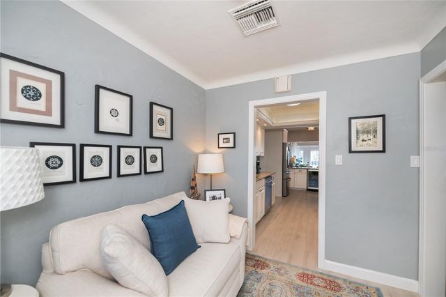 809 NOKOMIS AVENUE S, Venice, FL 34285