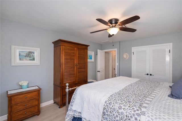 809 NOKOMIS AVENUE S, Venice, FL 34285