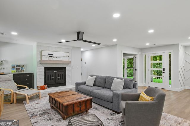 155 Aspen Way, Fayetteville, GA 30214
