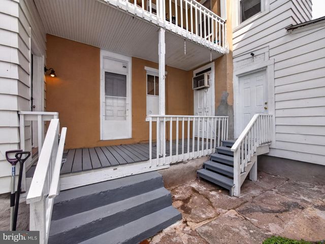 866 E HIGH ST, Pottstown, PA 19464