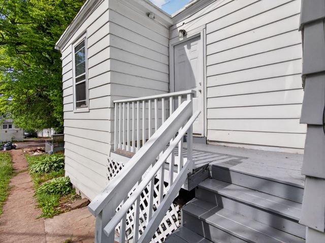 866 E HIGH ST, Pottstown, PA 19464