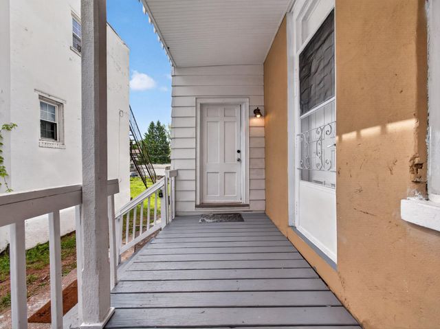 866 E HIGH ST, Pottstown, PA 19464