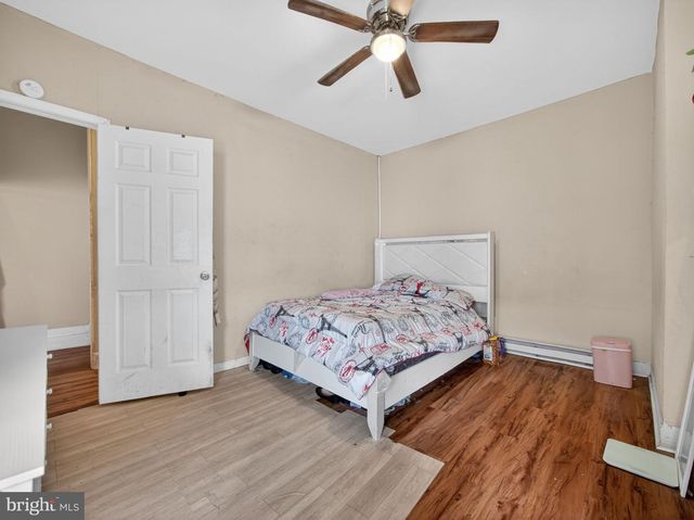 866 E HIGH ST, Pottstown, PA 19464