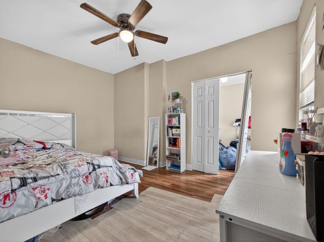 866 E HIGH ST, Pottstown, PA 19464