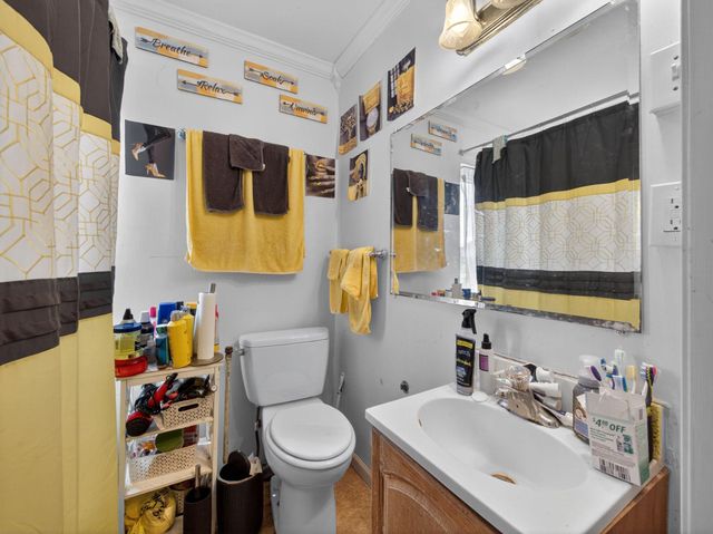 866 E HIGH ST, Pottstown, PA 19464