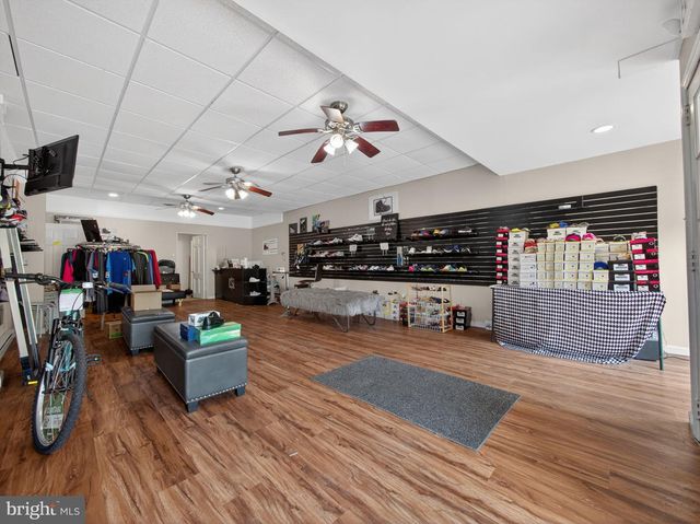 866 E HIGH ST, Pottstown, PA 19464