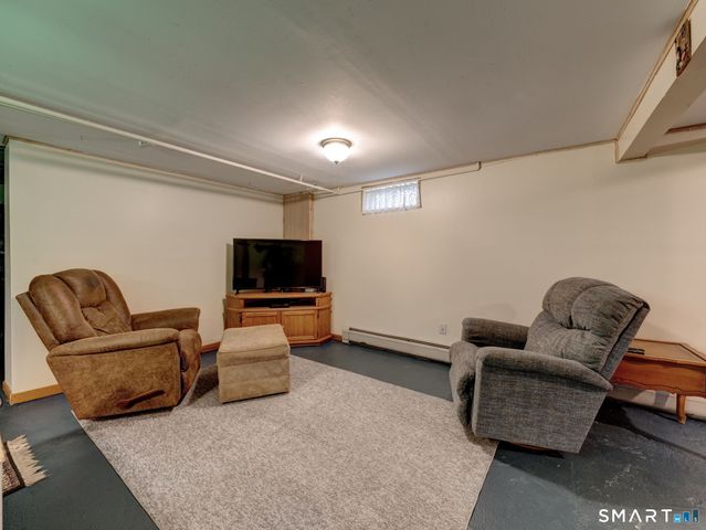 138 Oakland Road, Southington, CT 06489